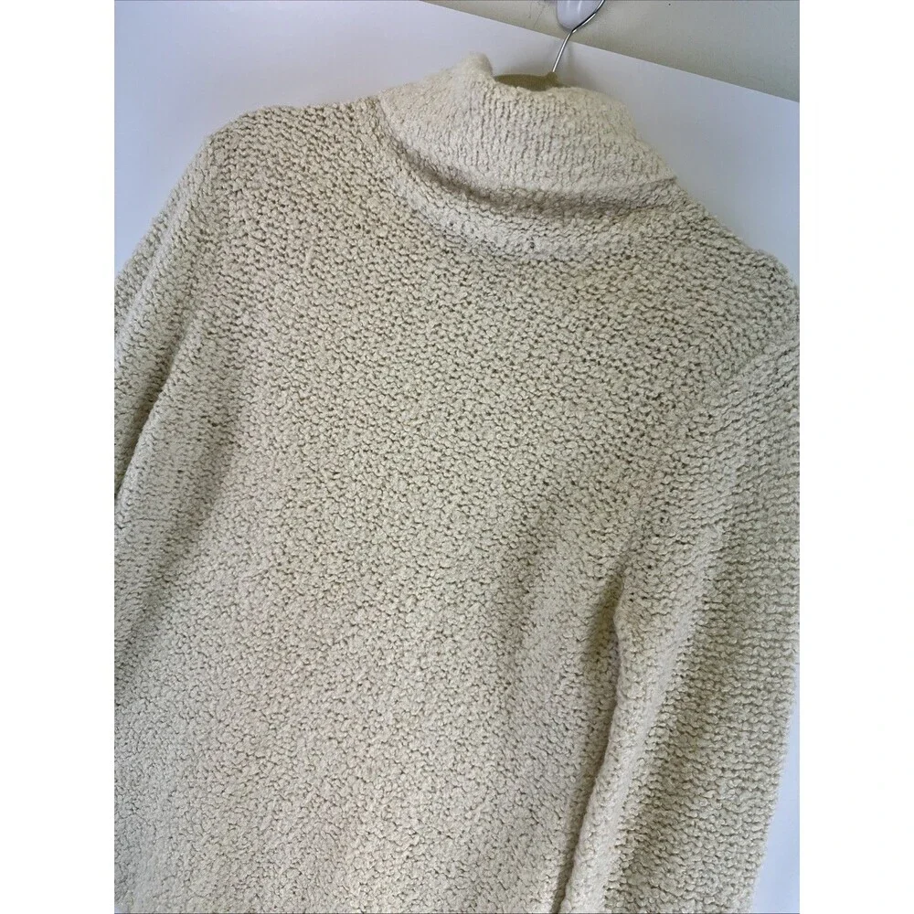 J Crew Cream Turtleneck‎ Sweater Bell Sleeve Pullover Vintage Wool Womens Medium